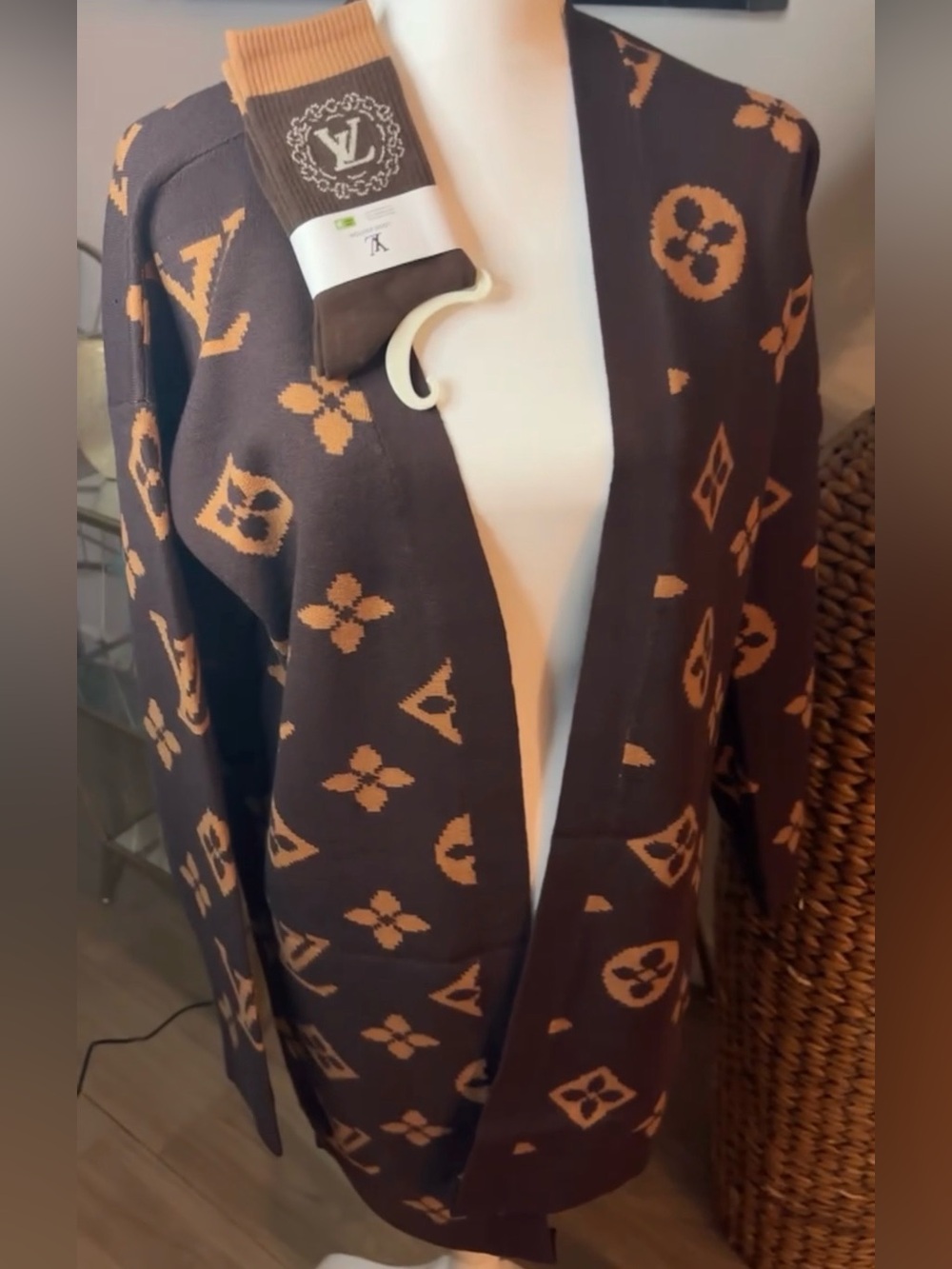 Source Unknown Brown and Tan Open-Front Women's Sweater Cardigan